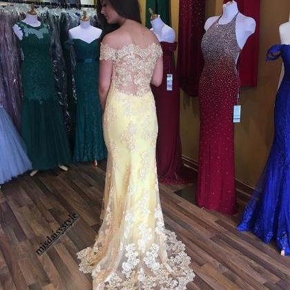 Glamour Yellow Off The Shoulder Lac..