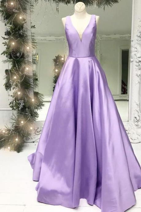 2018 Lavender Plunging V Neck Formal Evening Gown Sleeveless Prom Dress A Line 
